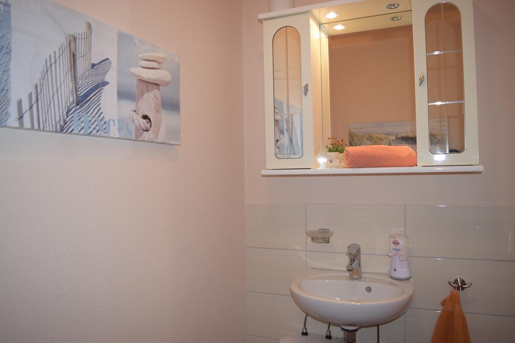 Nichtraucherferienwohnung-Neckarblick Ze-2022-74-Wz-118A Heidelberg Dış mekan fotoğraf